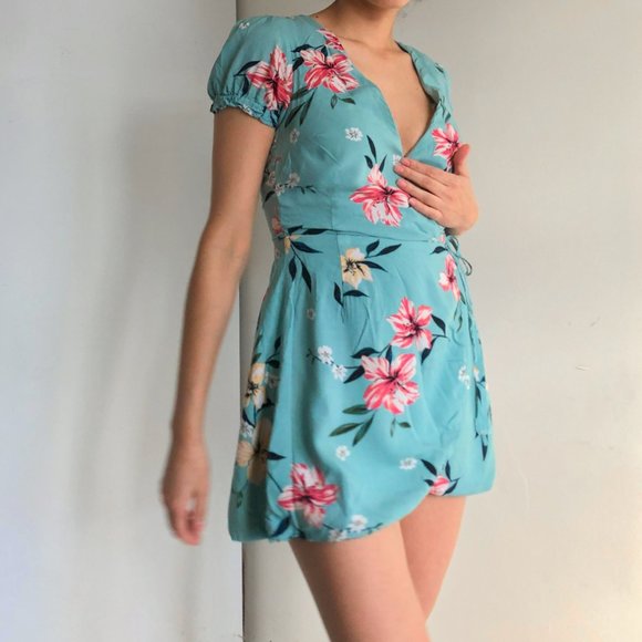 gree/aqua floral mini wrap dress - Picture 3 of 4